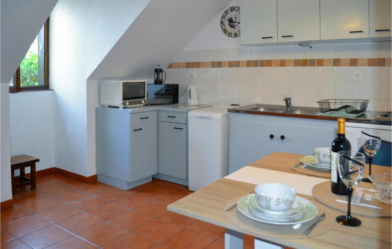1 Bedroom Cozy Apartment In Vitrac Vitrac  Exterior photo